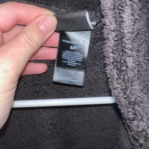 The North Face Jacket - Picture 2 of 3